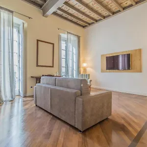 Apartment Thea - Centro Storico, Monza