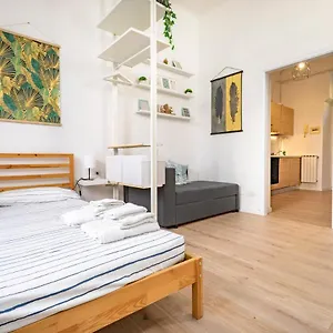 Appartamento Cozy In Center, Monza